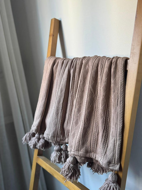 Textured Tassel Throw Blanket